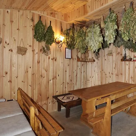 Gruen Hof Militray-sadyba